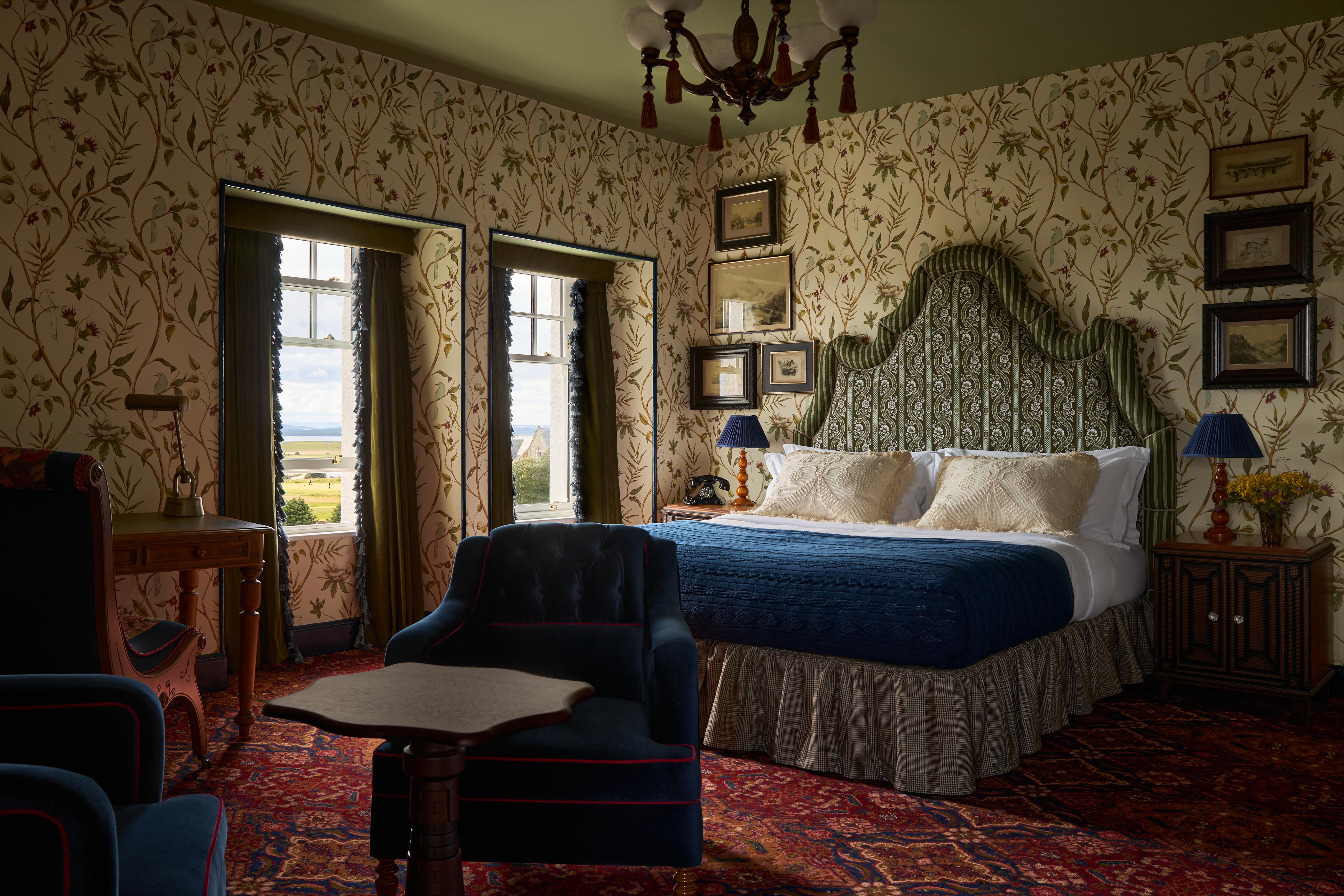 Dornoch Station Hotell Eksteriør bilde A bedroom at the hotel
